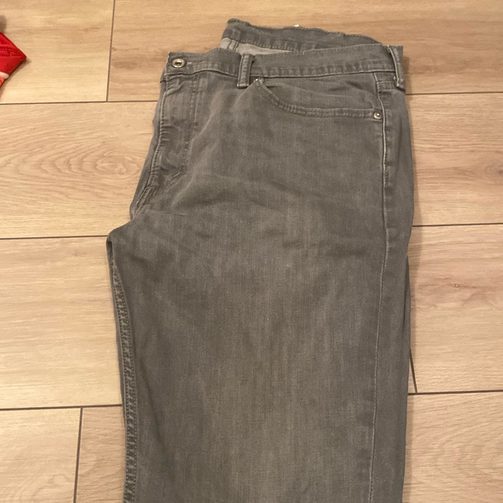 Mens size 38/32 levis jeans
